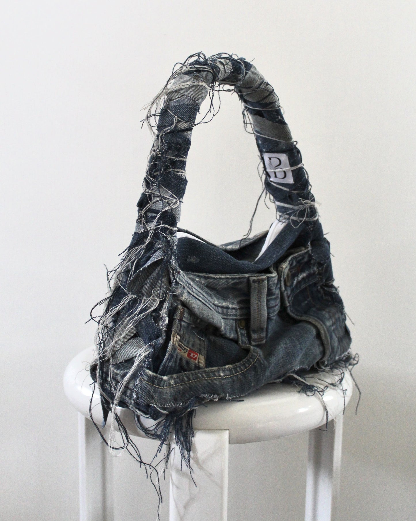 Singular denim bag