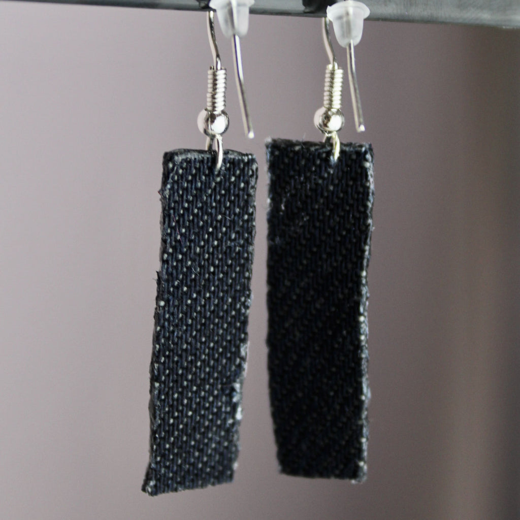 Pendientes vaqueros