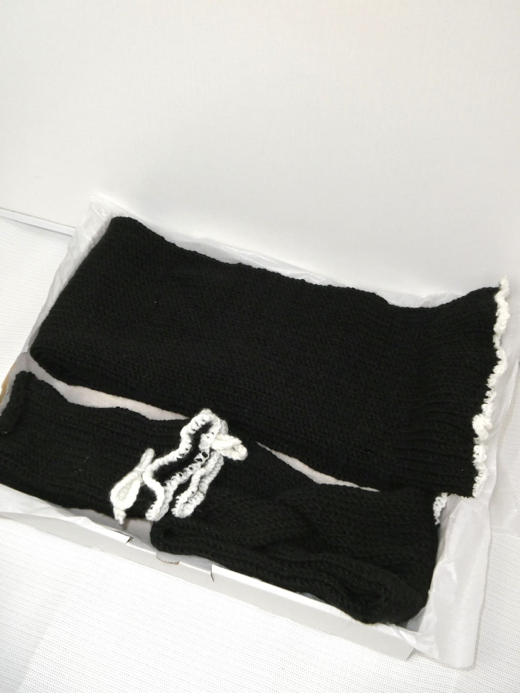 Box of Mittens, Headband and Scarf (Pre-order)