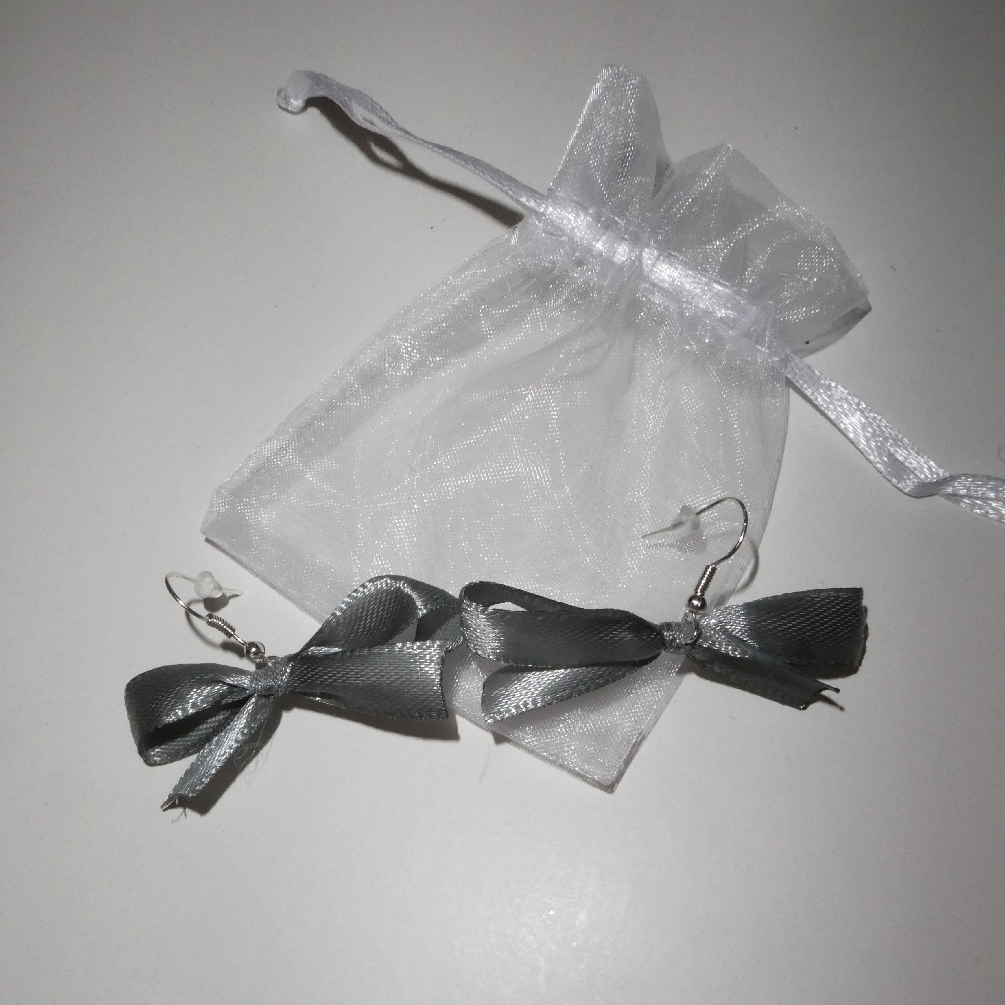 Pendientes de nudo